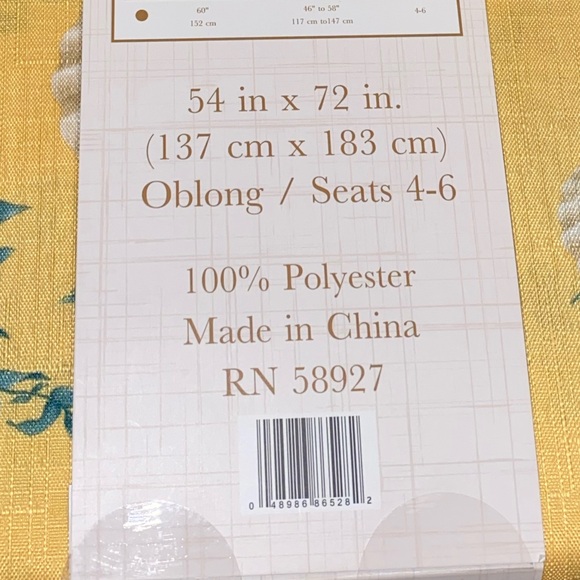 Beach seashell tablecloth,fabric tablecloth, NWT, original packaging,beach decor - Picture 4 of 11